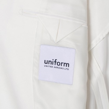 ファッションブランド「ユナイテッドアローズ」のテーラード技術で仕立てたドクターコートの内ポケット